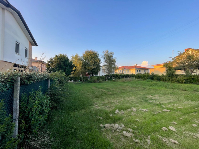 Terreno edificabile in vendita a Monastier di Treviso