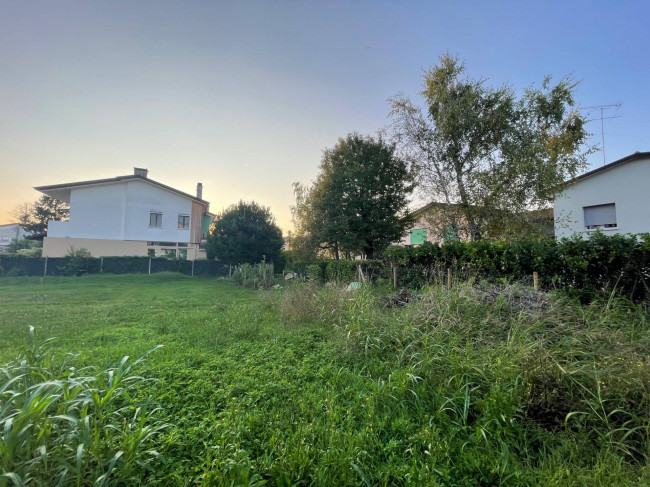 Terreno edificabile in vendita a Monastier di Treviso