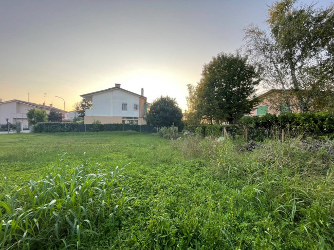Terreno edificabile in vendita a Monastier di Treviso