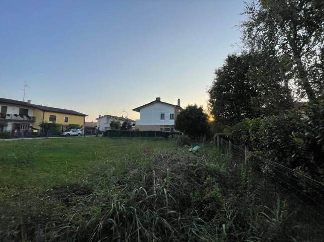Terreno edificabile in vendita a Monastier di Treviso