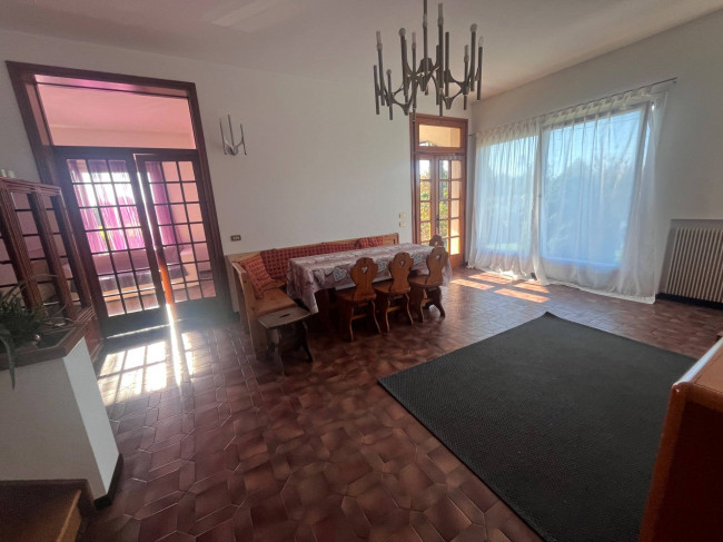 CASA SINGOLA CON TRE CAMERE in Vendita a Carbonera
