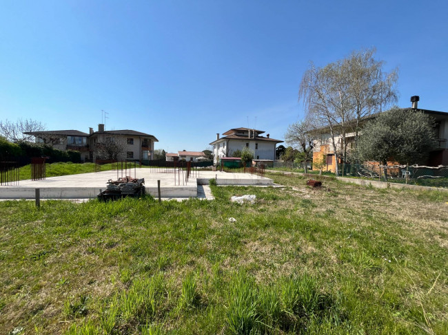 Casa indipendente in vendita a Breda di Piave
