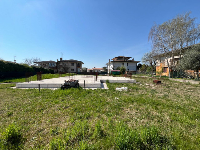 Casa indipendente in vendita a Breda di Piave