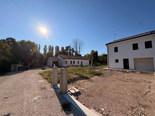 Villa singola in vendita a Silea