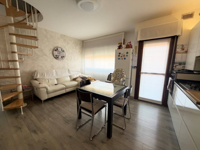 Appartamento in vendita a Paese