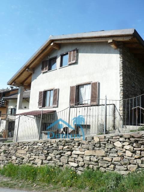 Casa indipendente in vendita a San Pietro Val Lemina (TO)