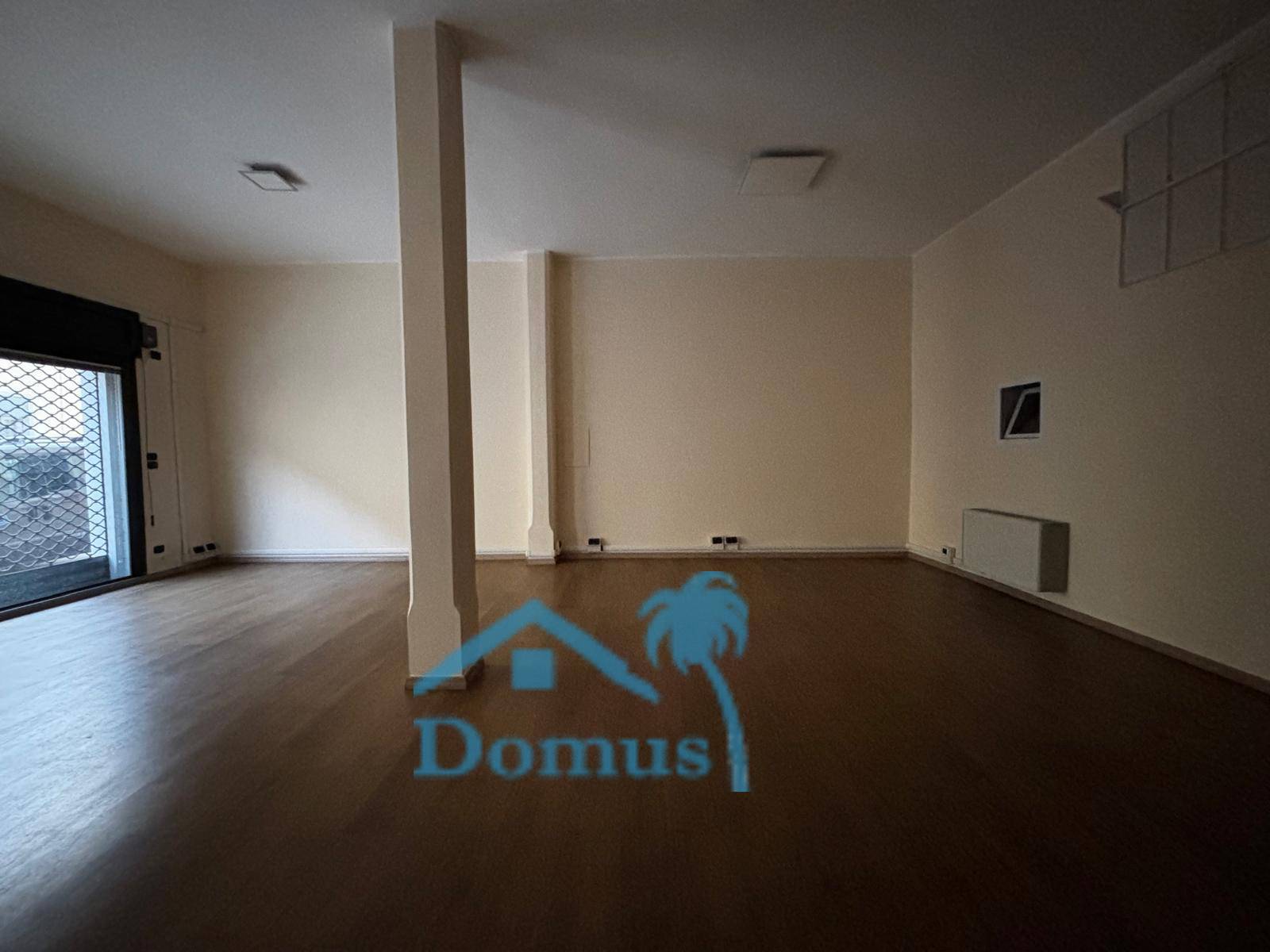 Locale commerciale in vendita a Pinerolo