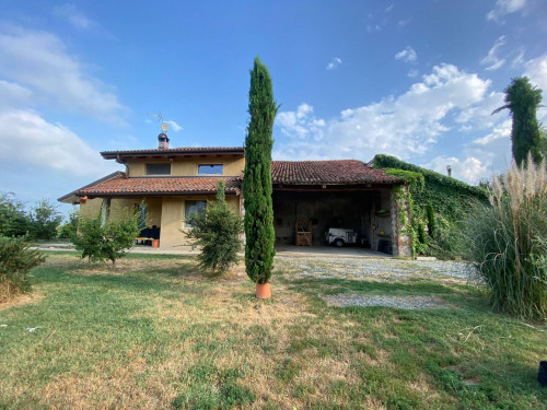 Villa in vendita a Pinerolo