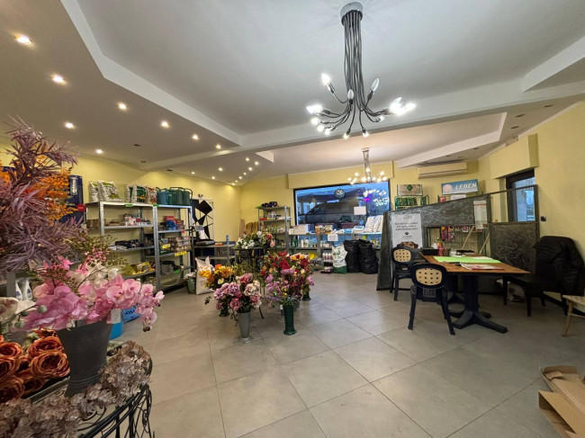 Locale commerciale in affitto a San Secondo di Pinerolo