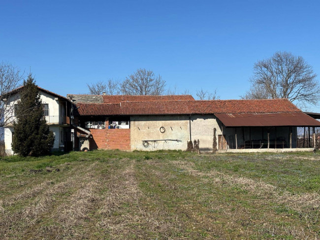 Casa indipendente in vendita a Pinerolo