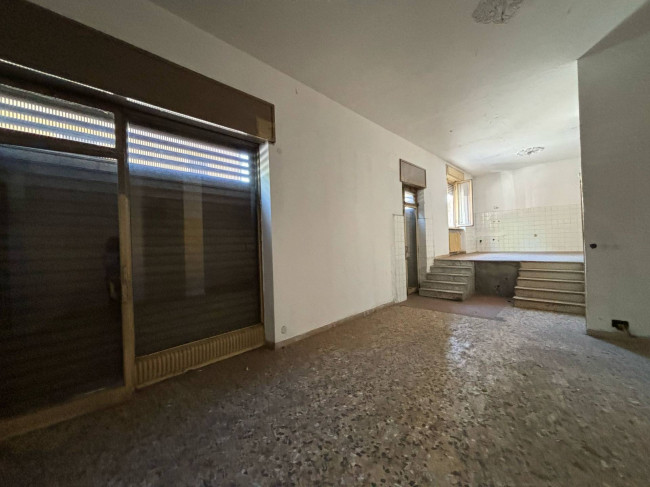 Locale commerciale in vendita a Pinerolo