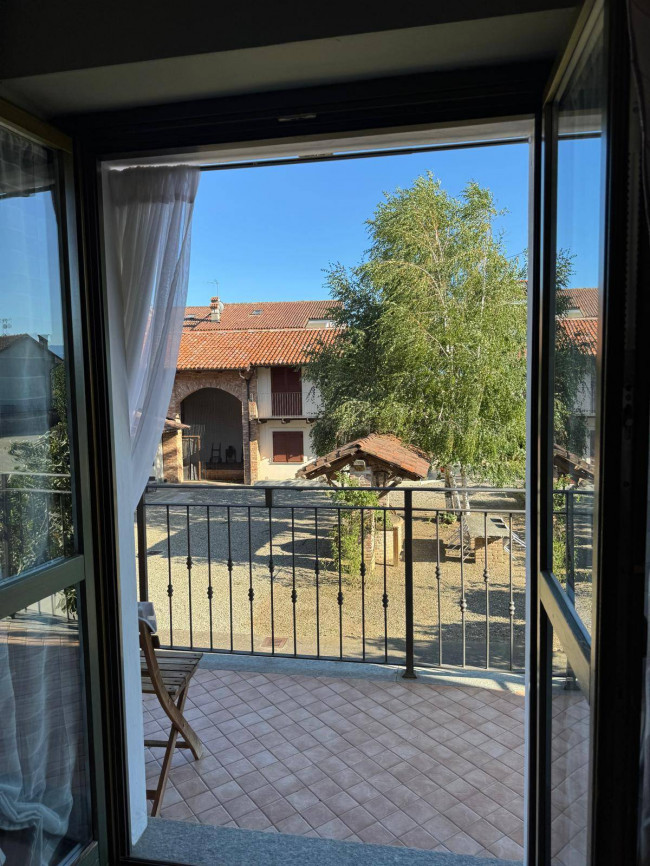 Appartamento in corte in affitto a Piscina