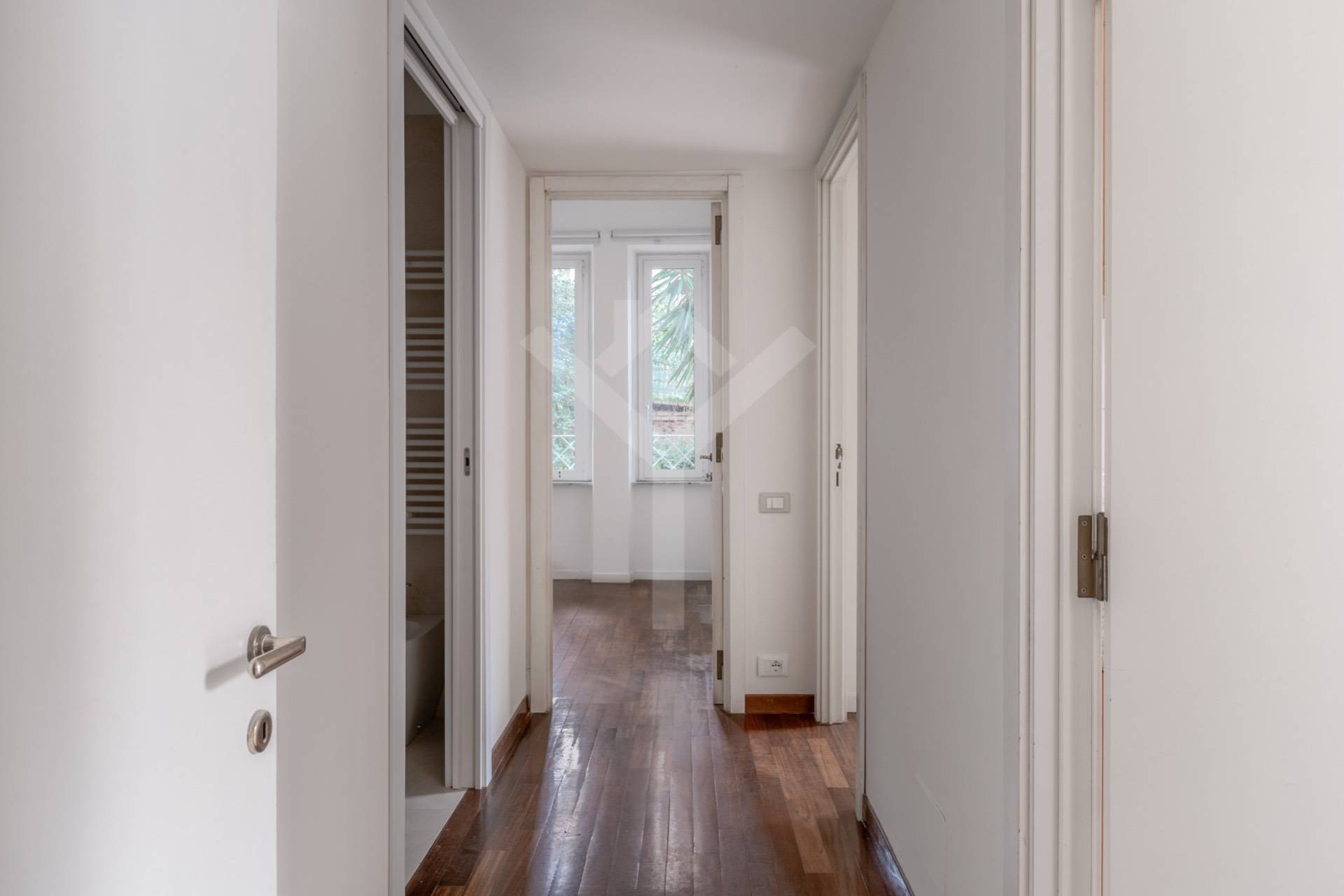 Apartment for Rent to Roma