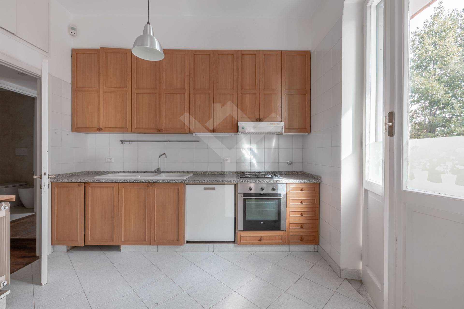 Apartment for Rent to Roma