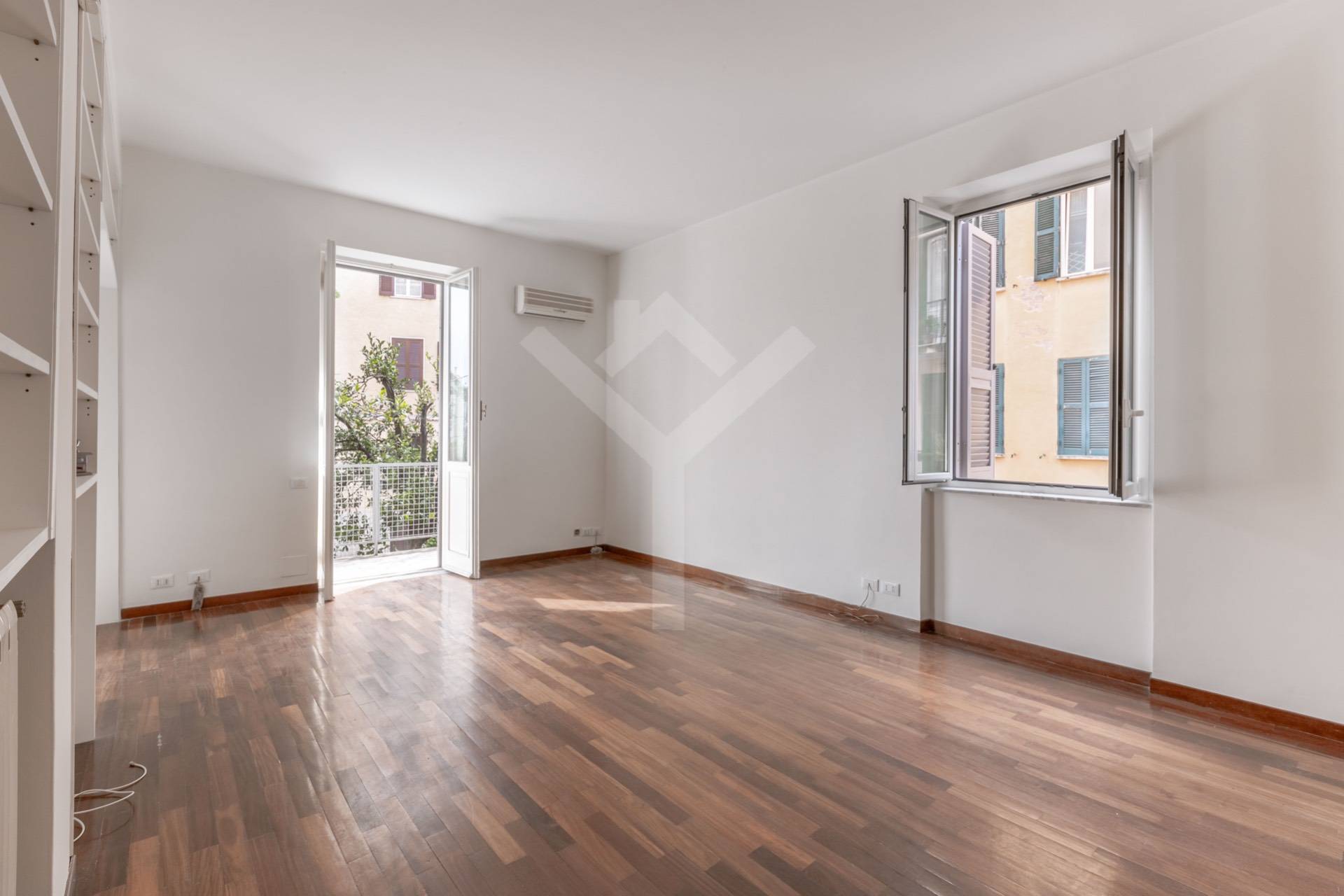 Apartment for Rent to Roma