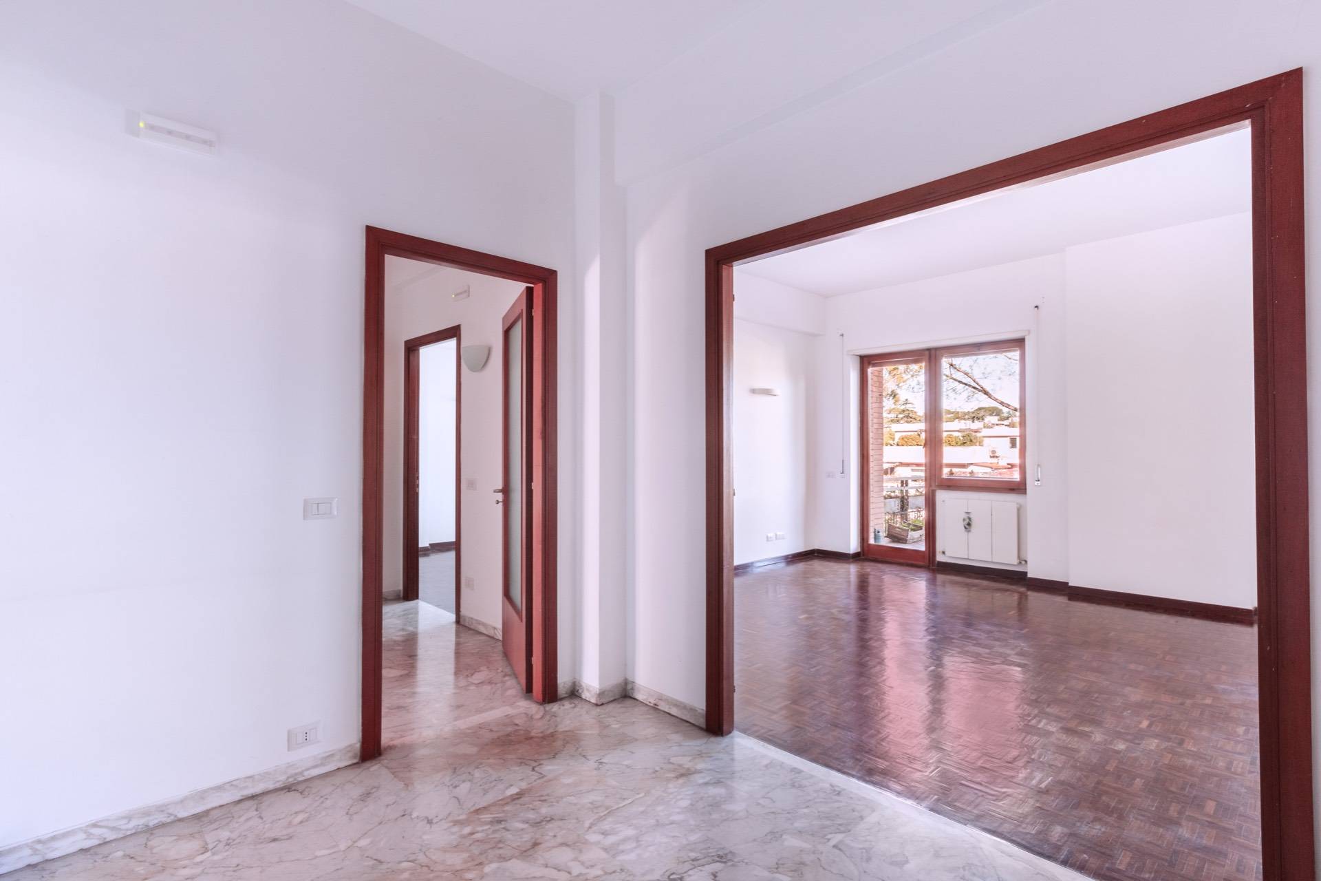 Apartment for Rent to Roma