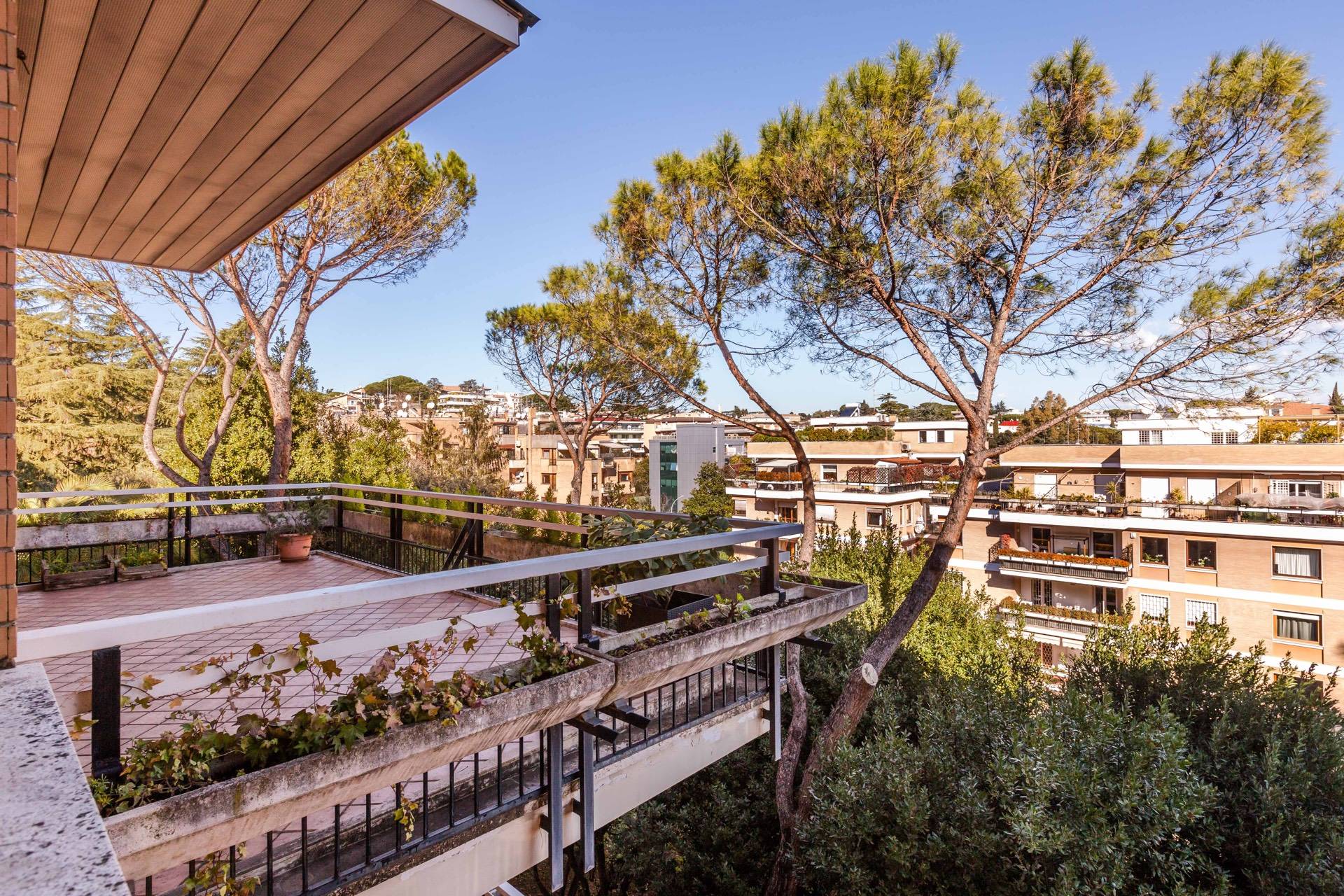 Apartment for Rent to Roma