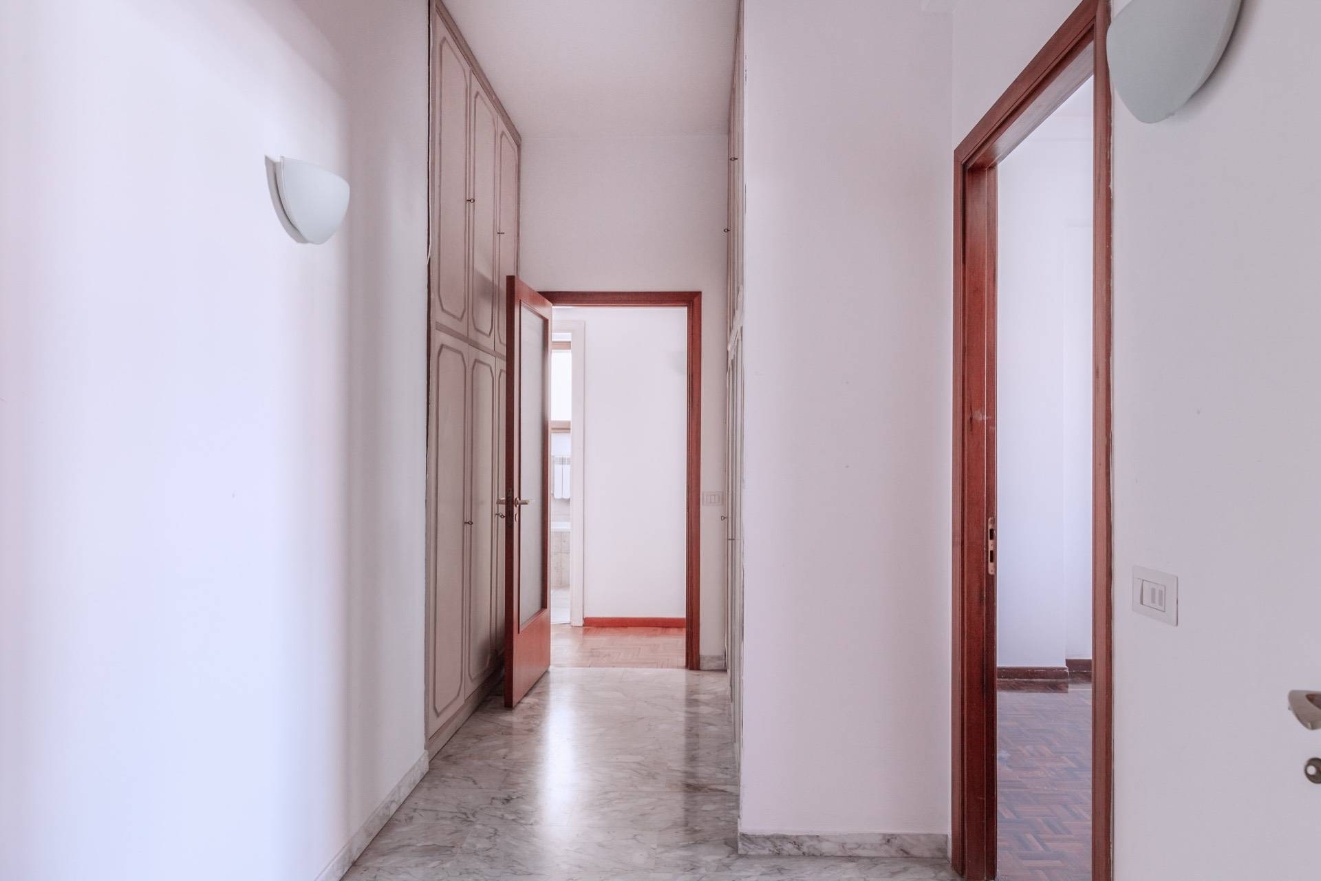 Apartment for Rent to Roma
