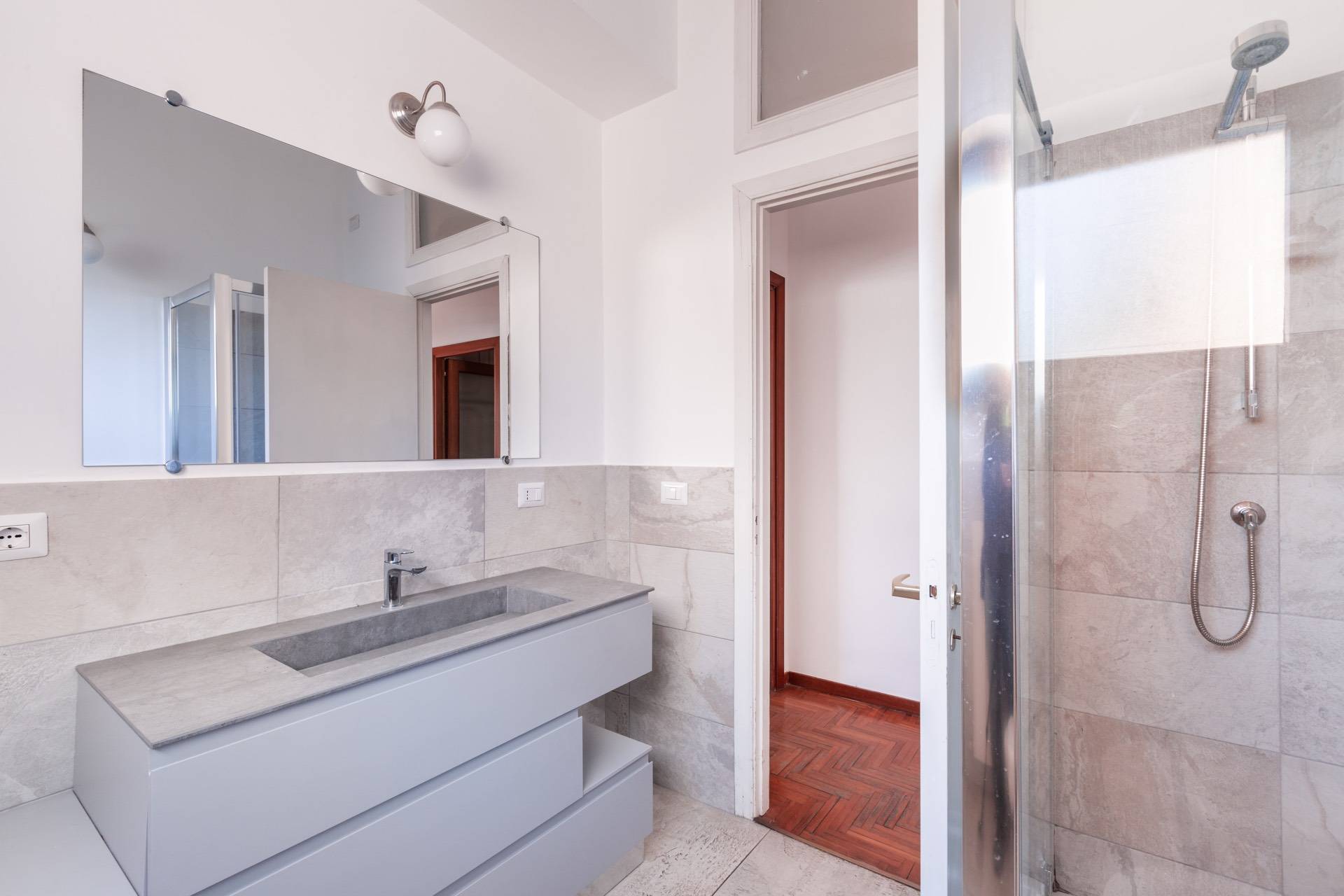 Apartment for Rent to Roma