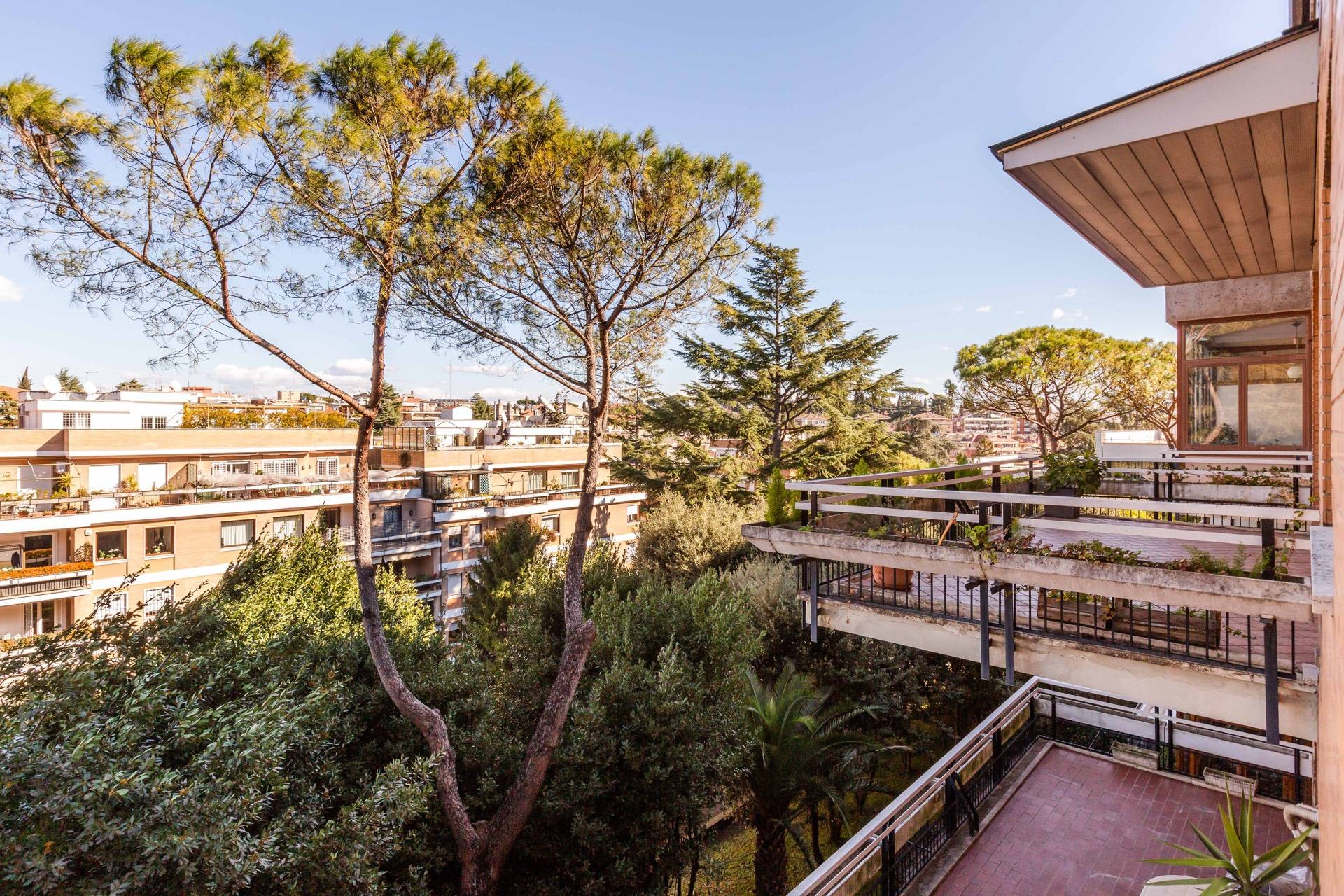 Apartment for Rent to Roma