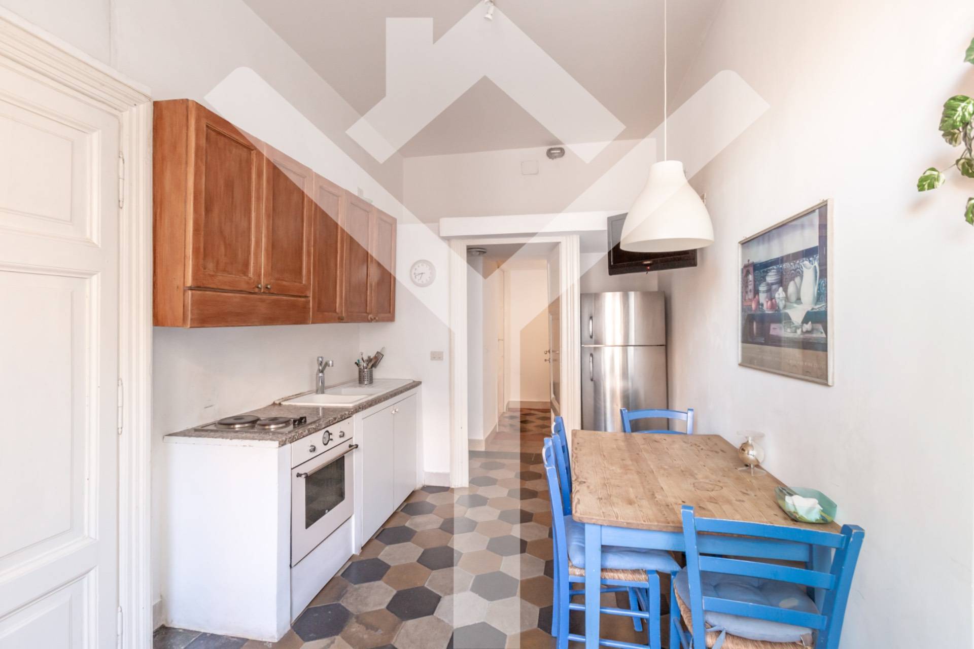 Apartment for Sale to Roma