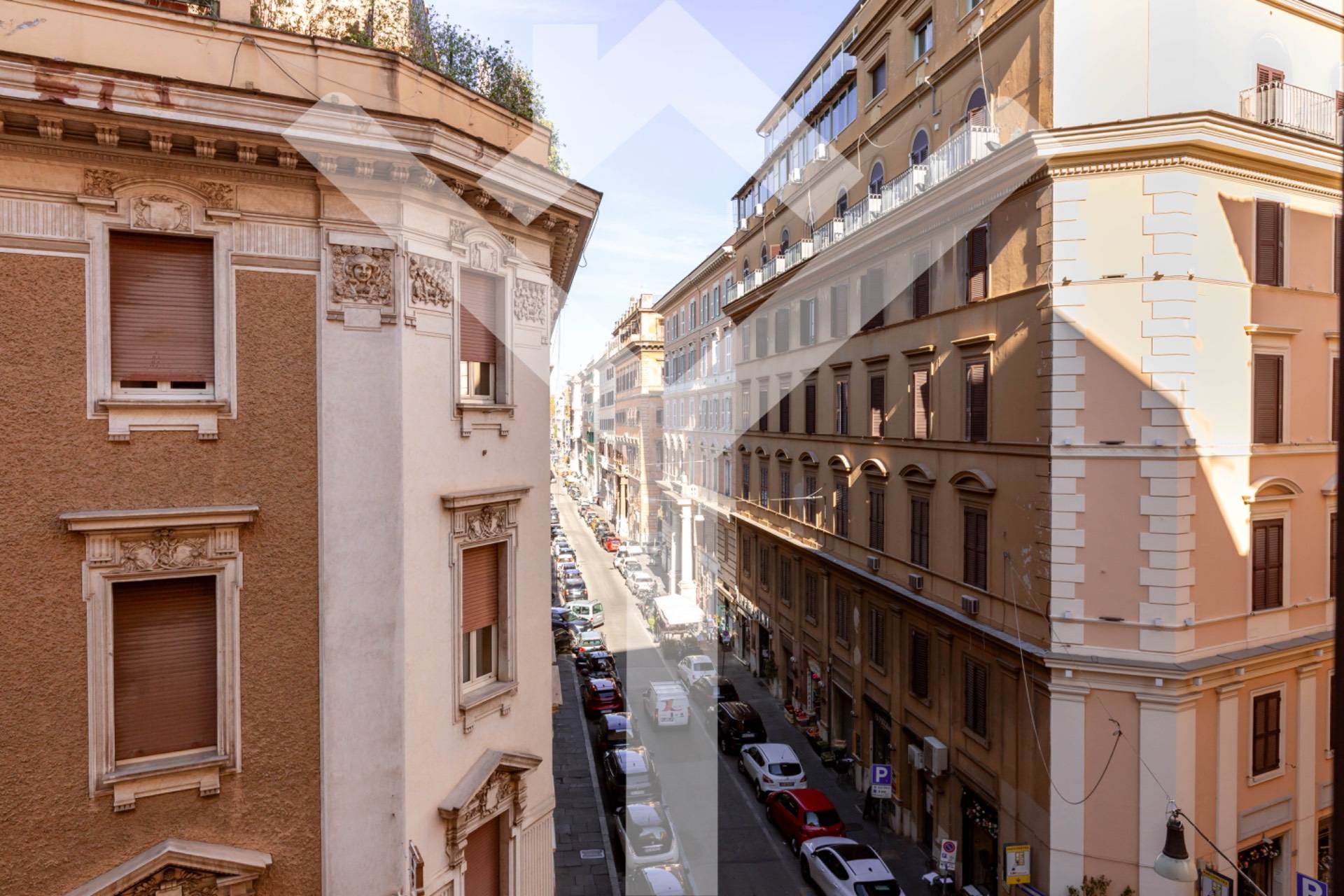 Apartment for Sale to Roma