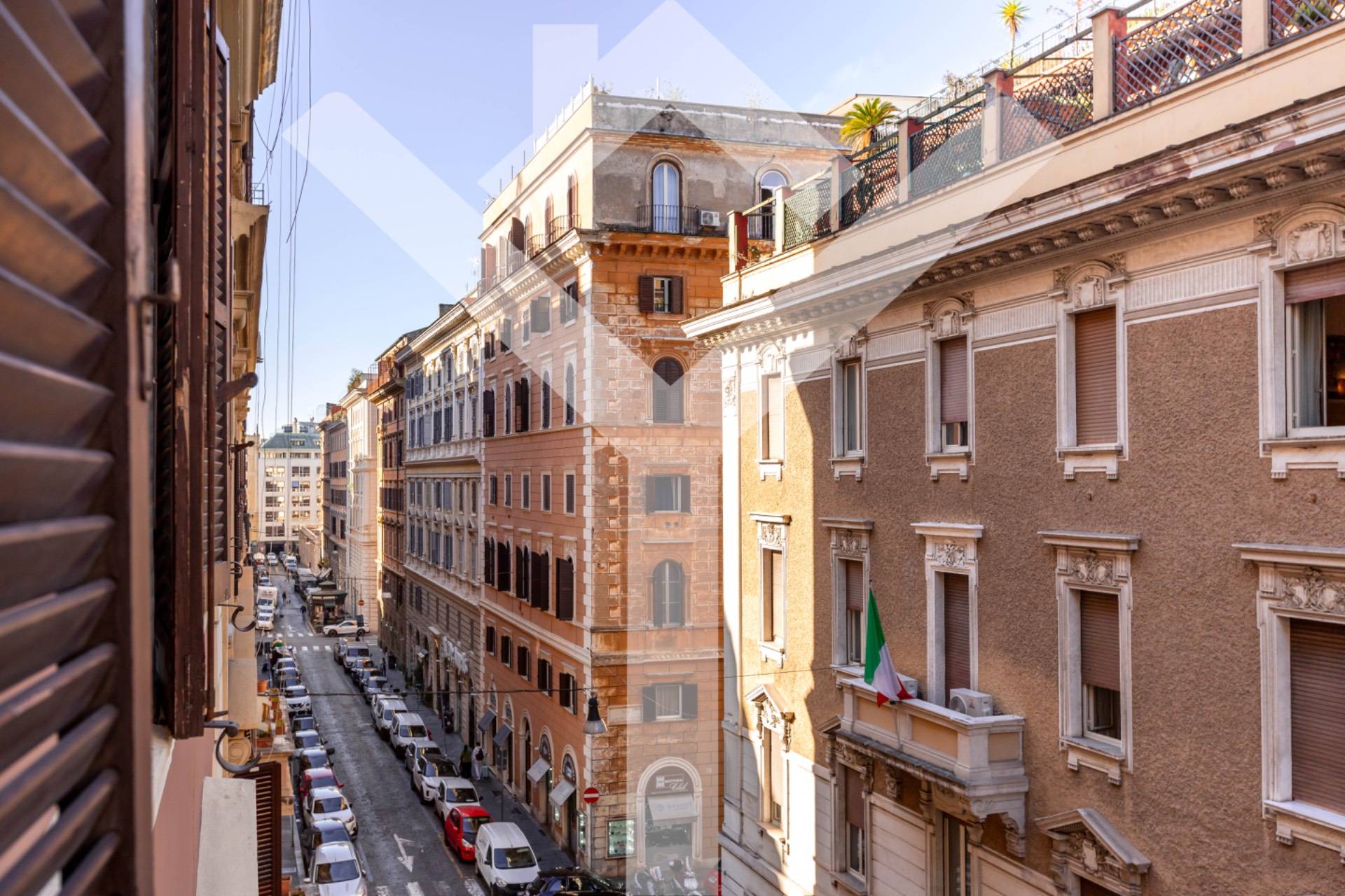 Apartment for Sale to Roma