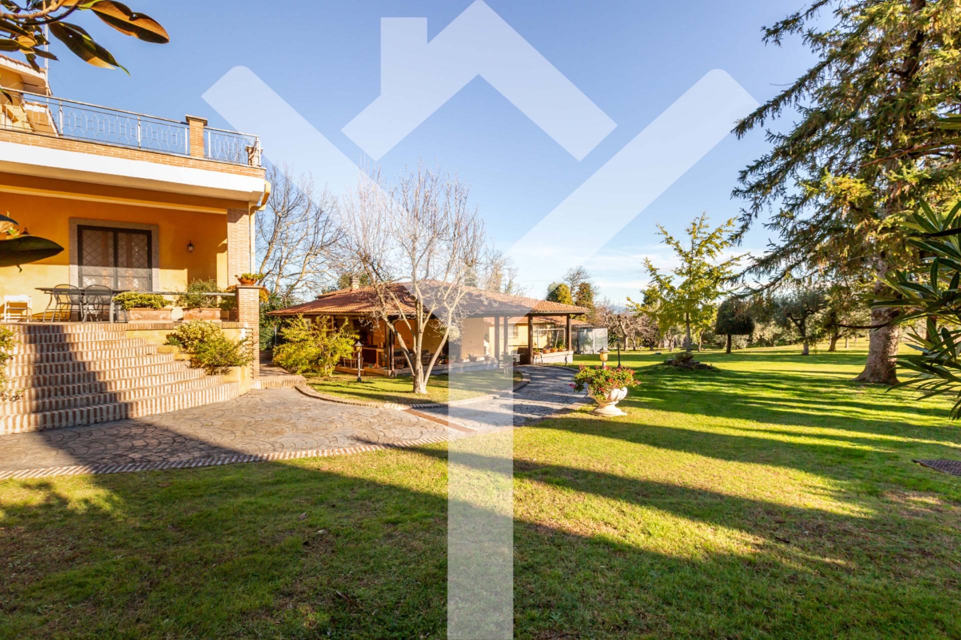 Villa for Sale to Ronciglione