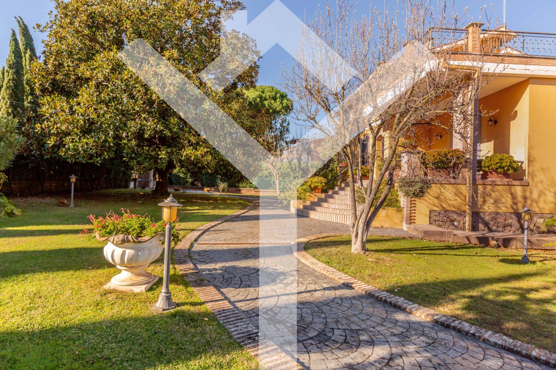 Villa for Sale to Ronciglione