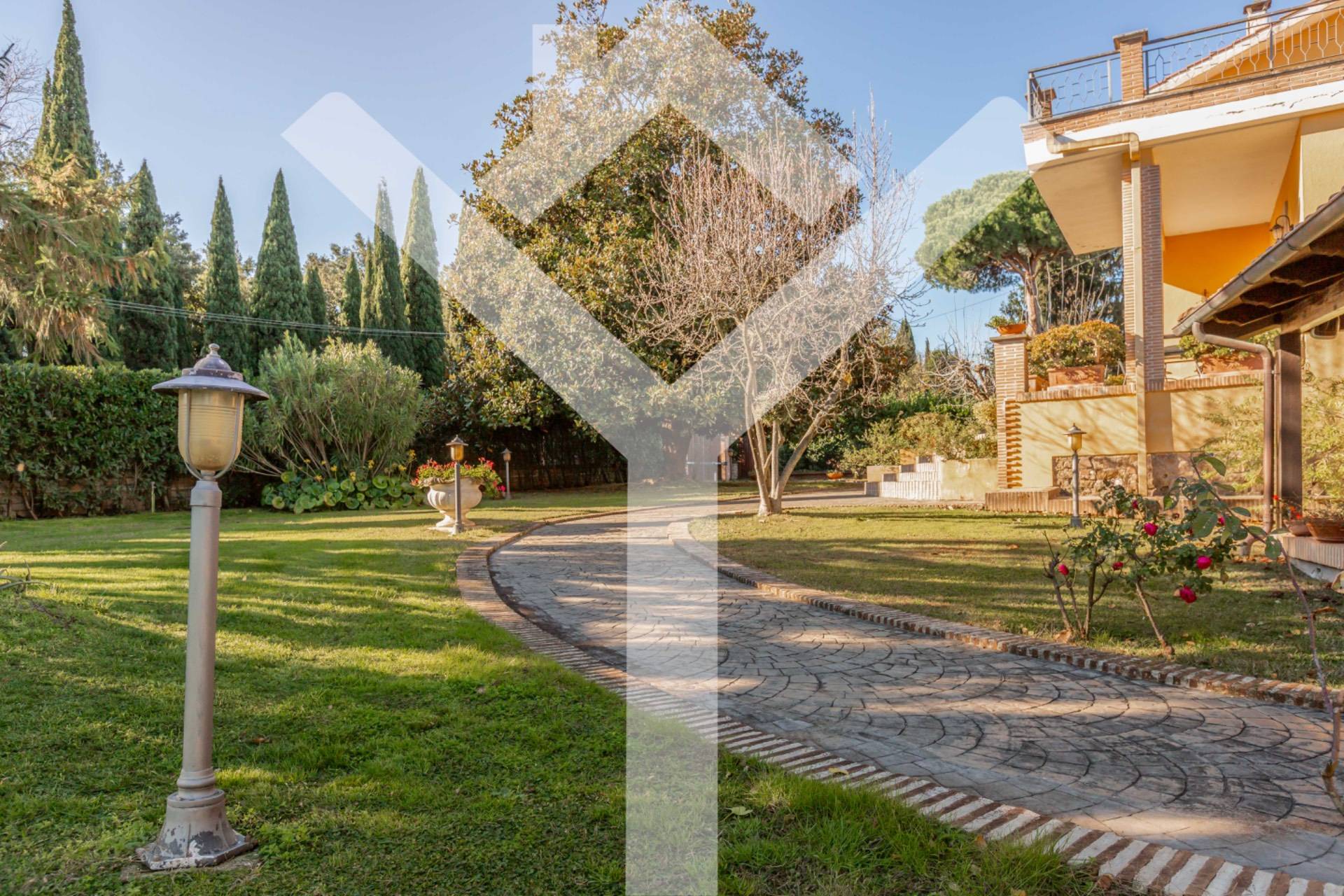 Villa for Sale to Ronciglione