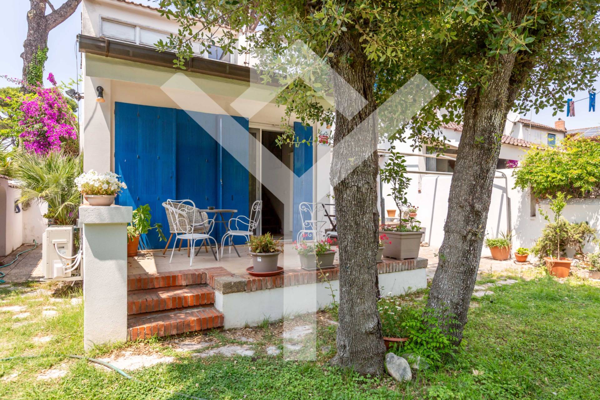 Villa in Affitto a Fiumicino