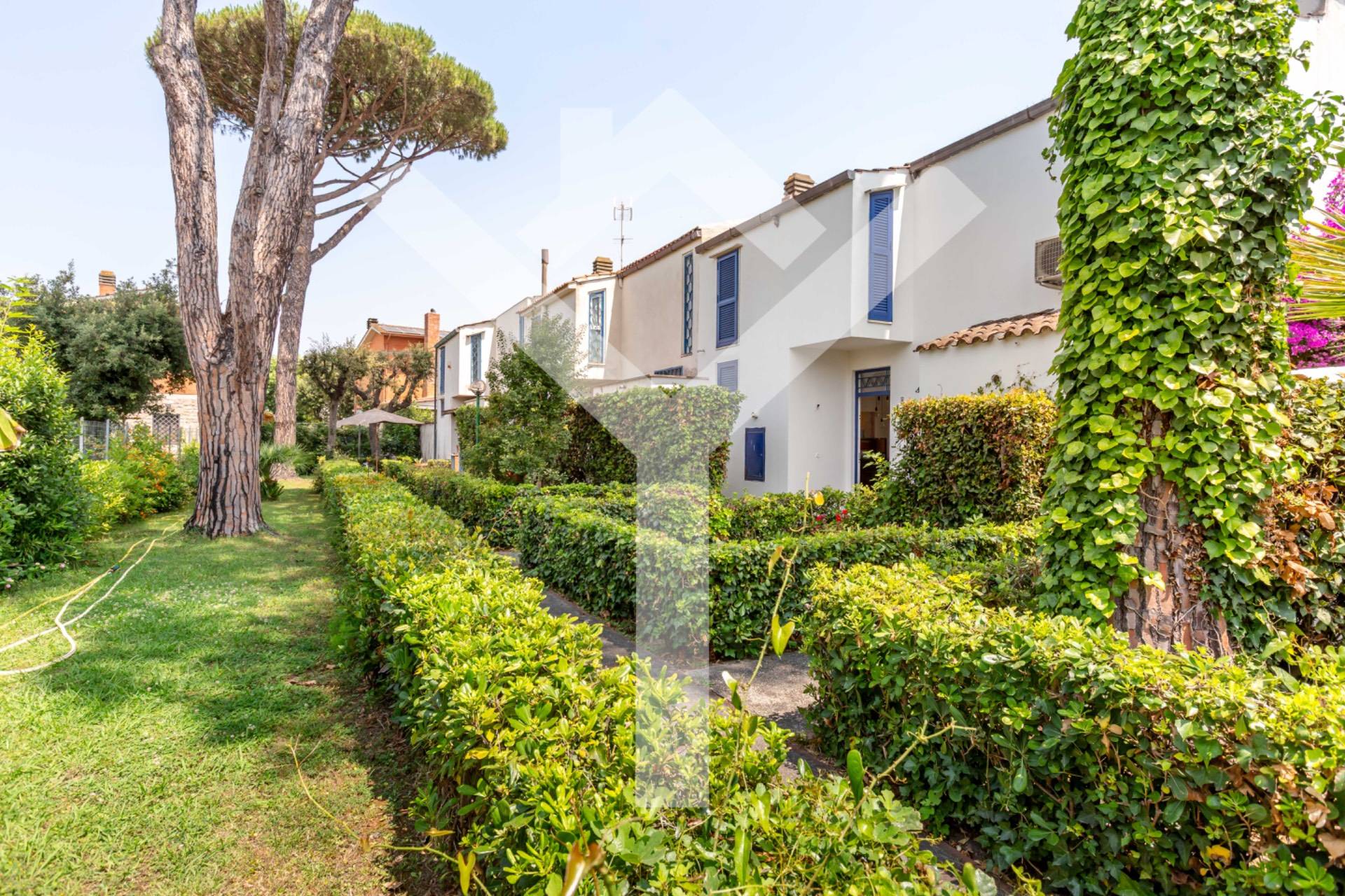 Villa in Affitto a Fiumicino