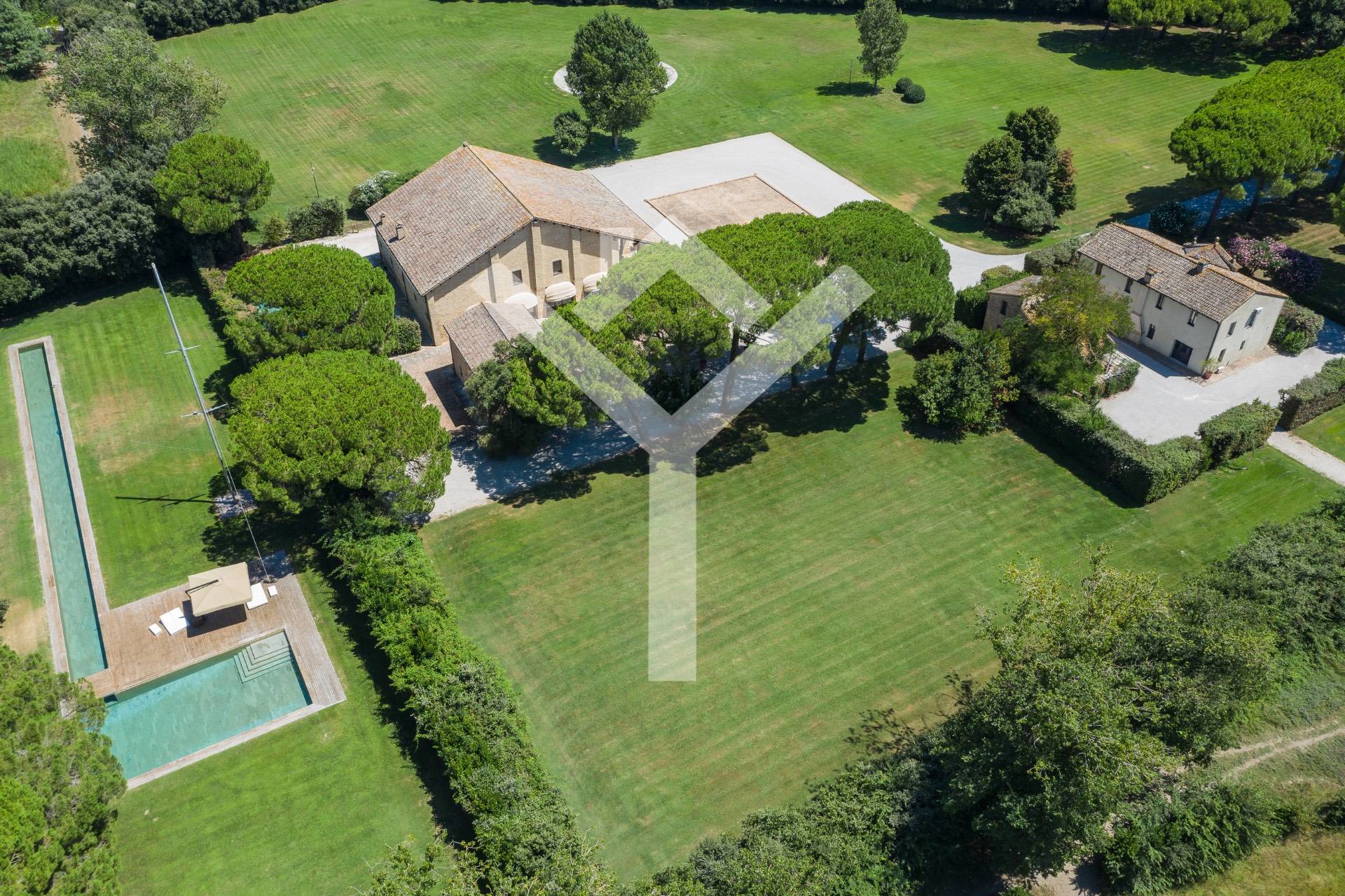 Villa for Sale to Ravenna