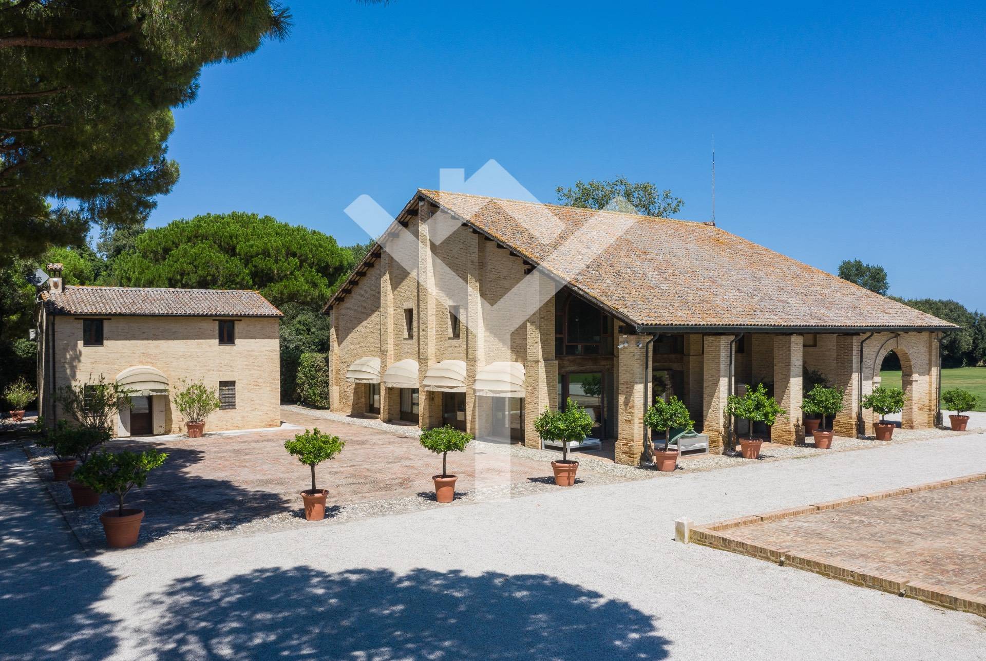 Villa for Sale to Ravenna