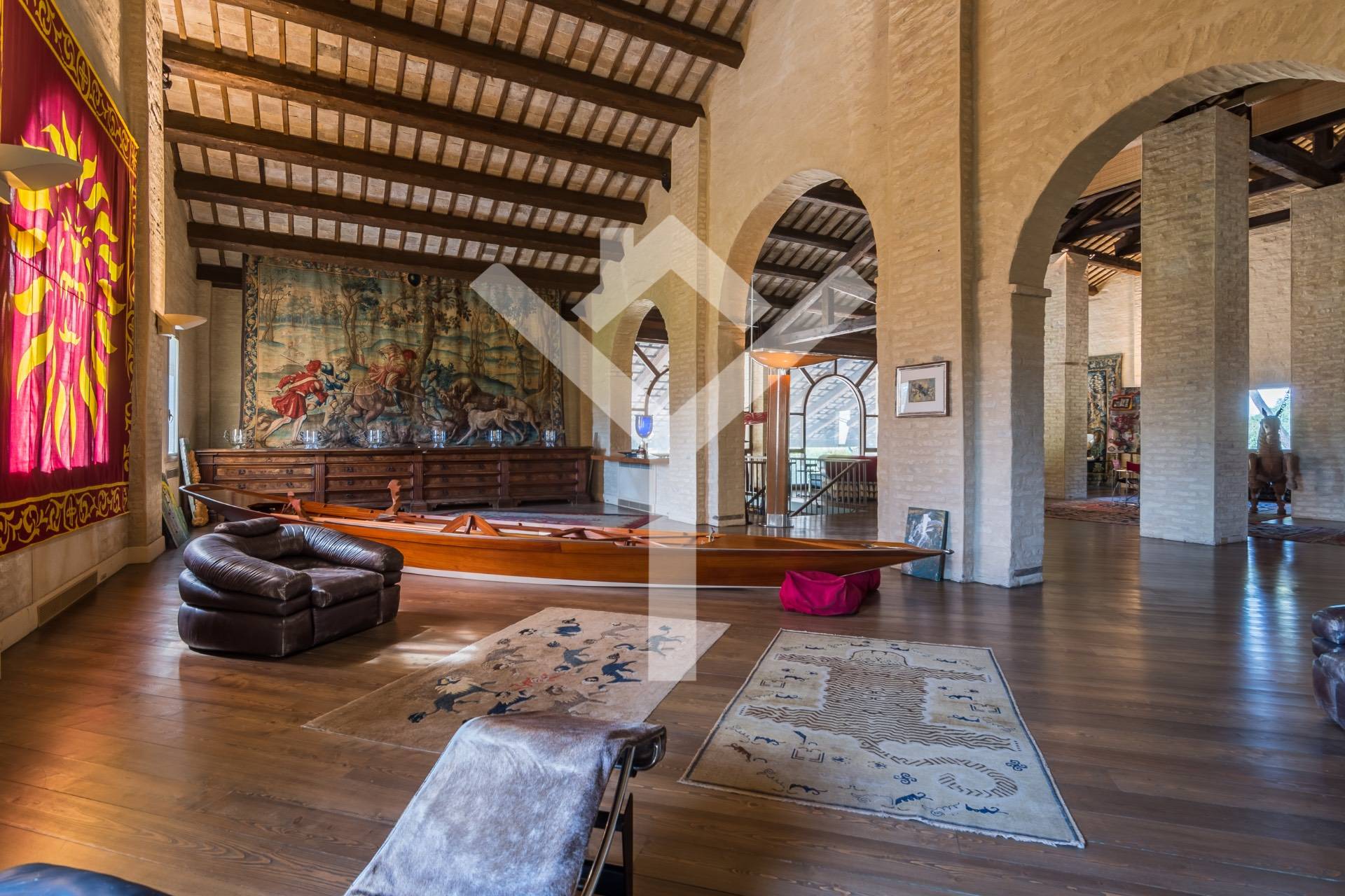 Villa for Sale to Ravenna