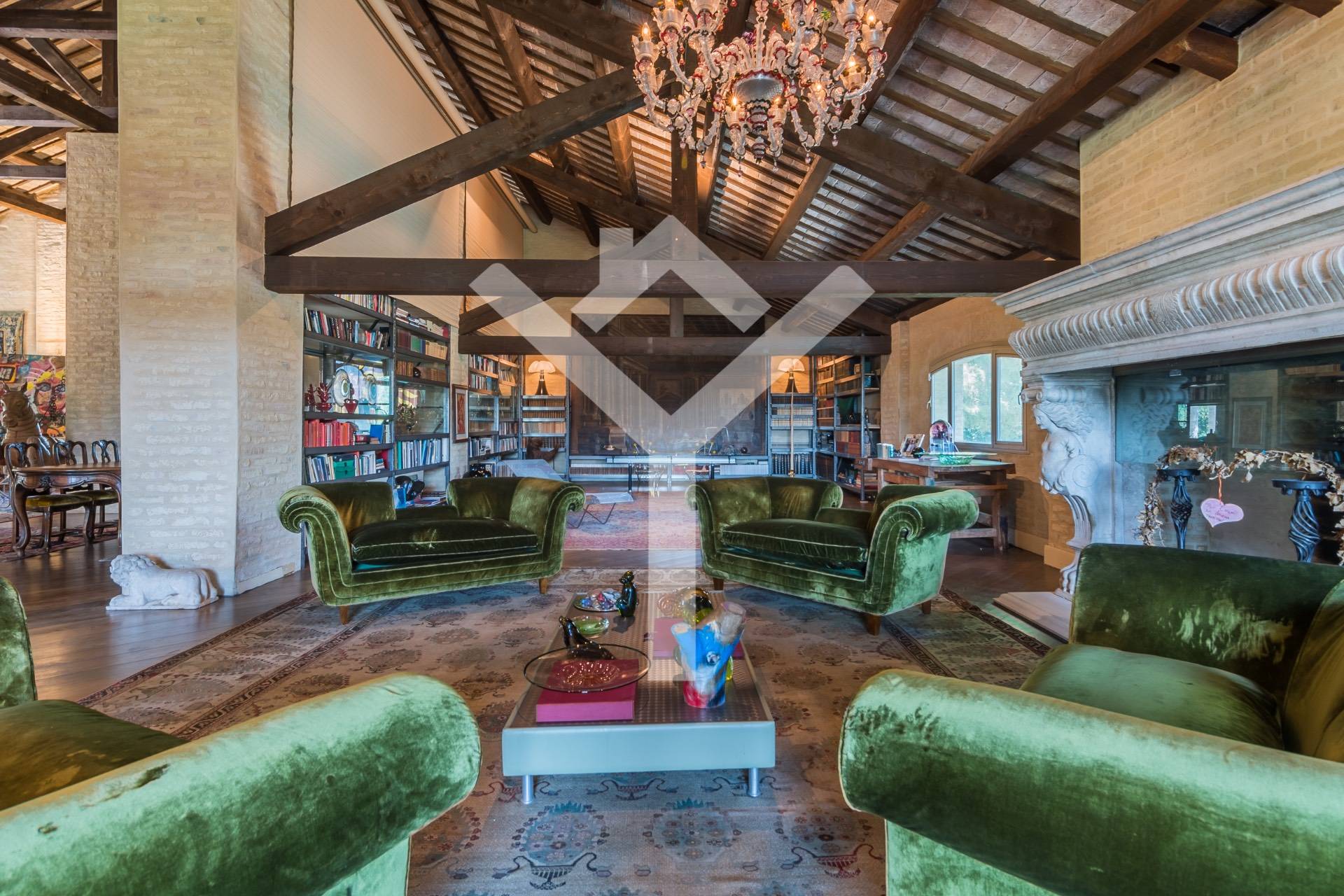 Villa for Sale to Ravenna