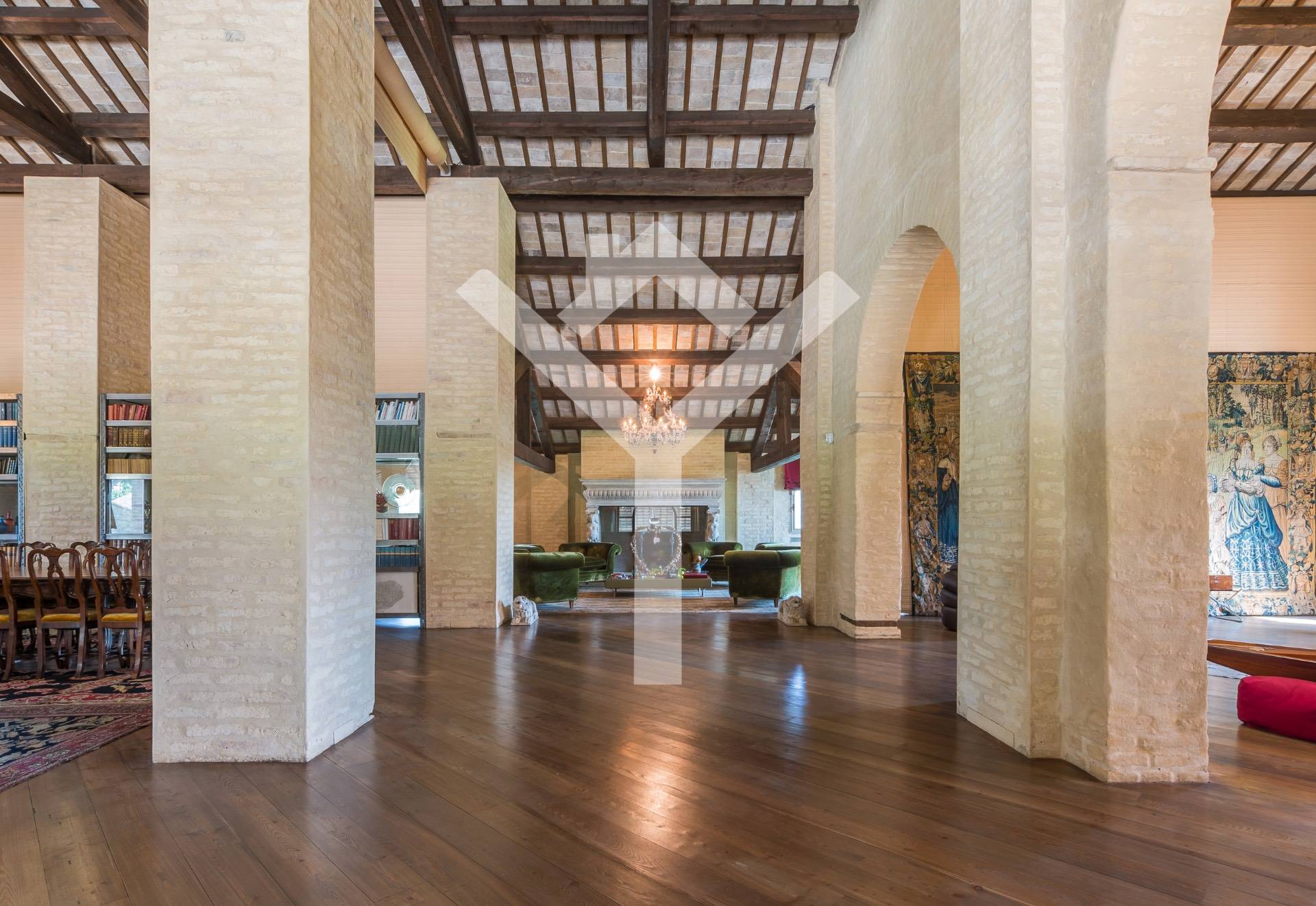 Villa for Sale to Ravenna