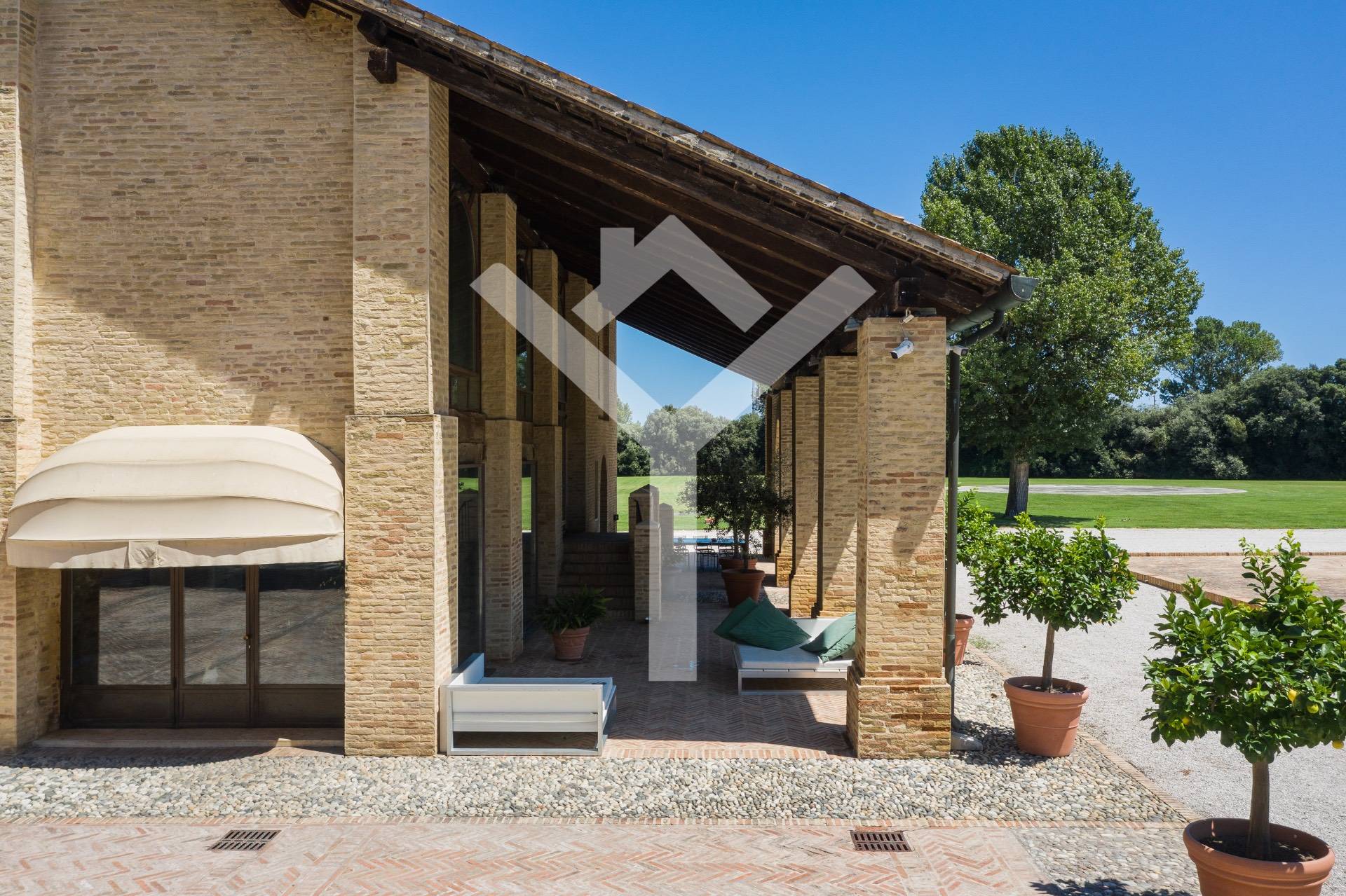 Villa for Sale to Ravenna