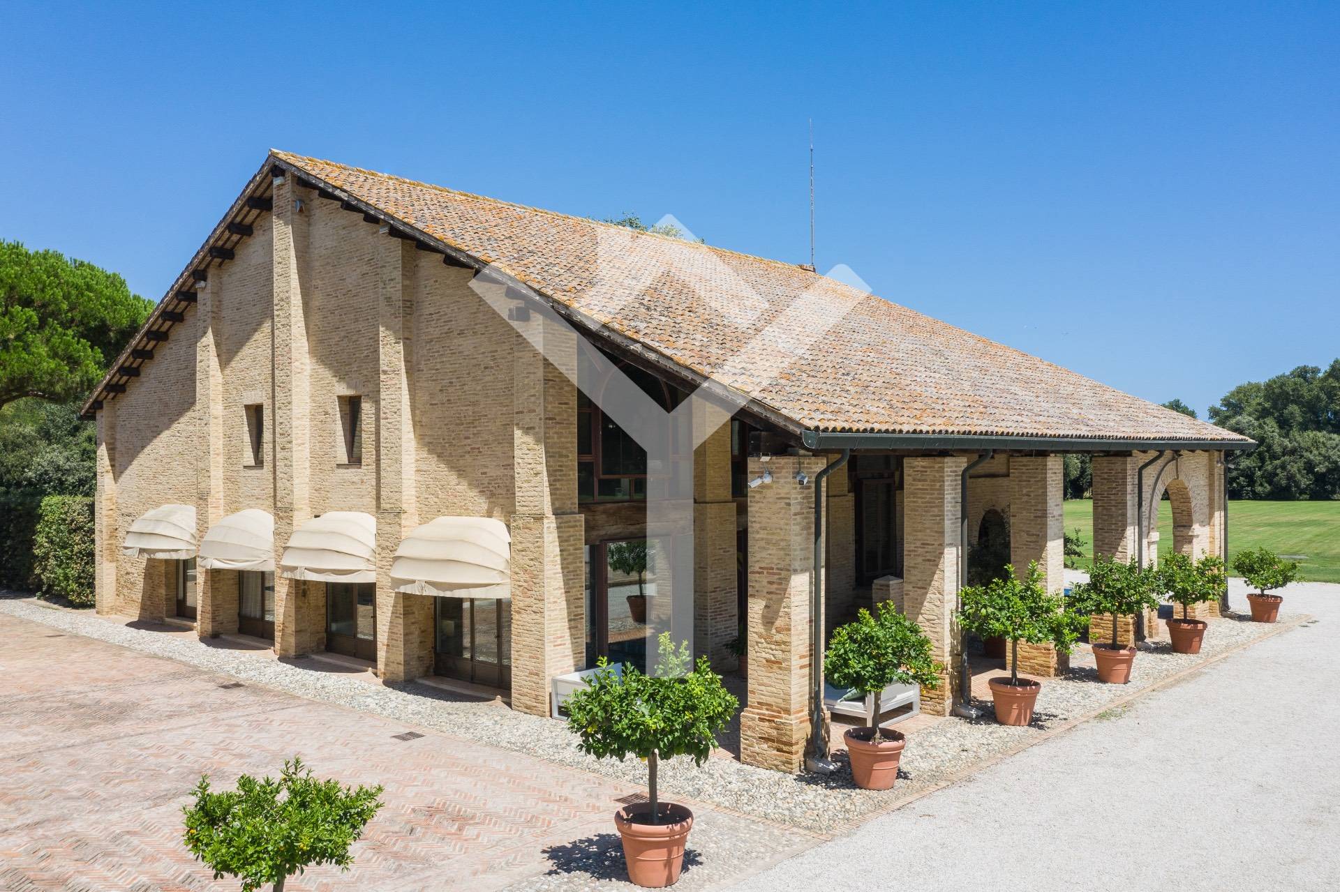 Villa for Sale to Ravenna