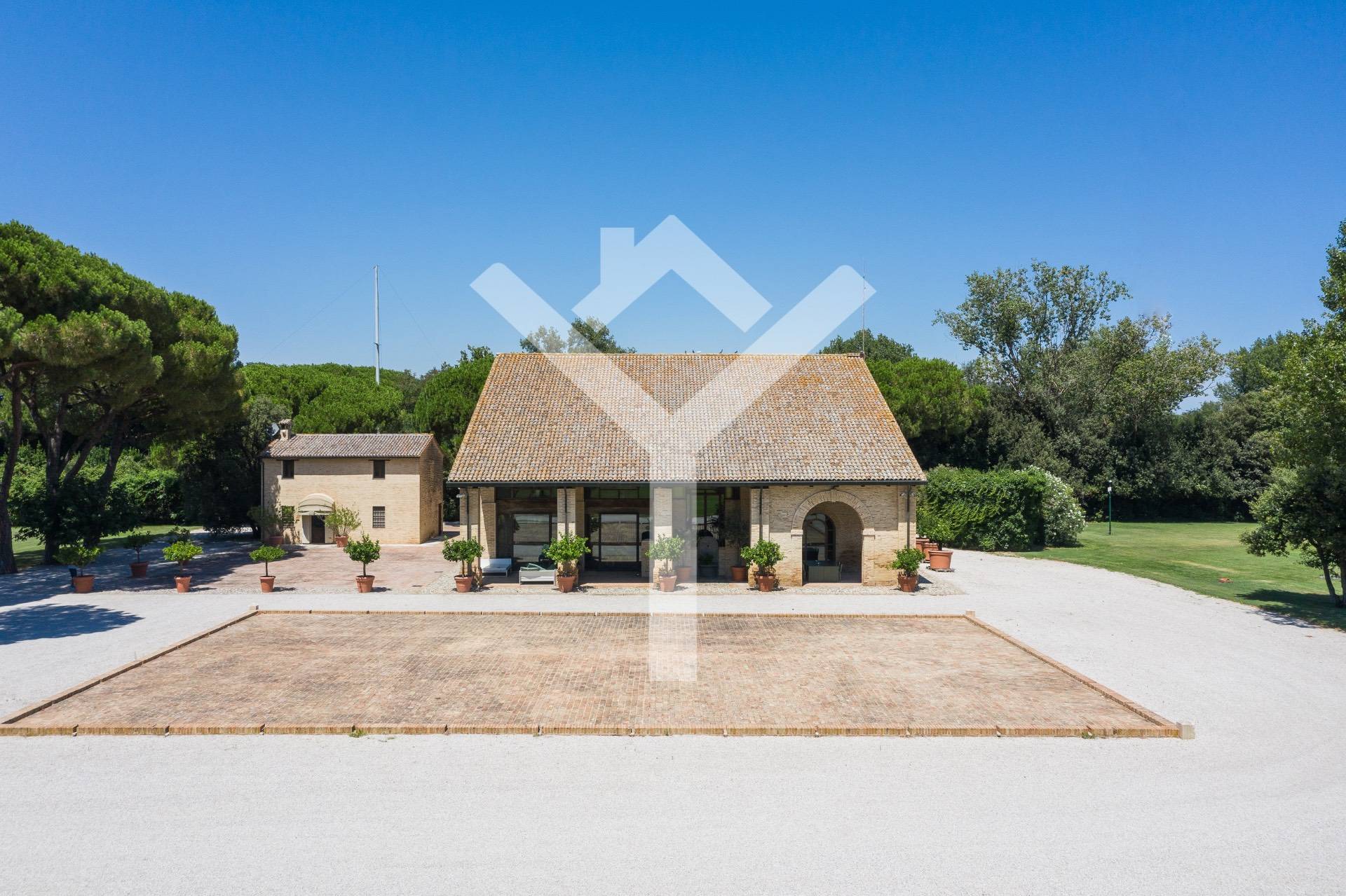 Villa for Sale to Ravenna