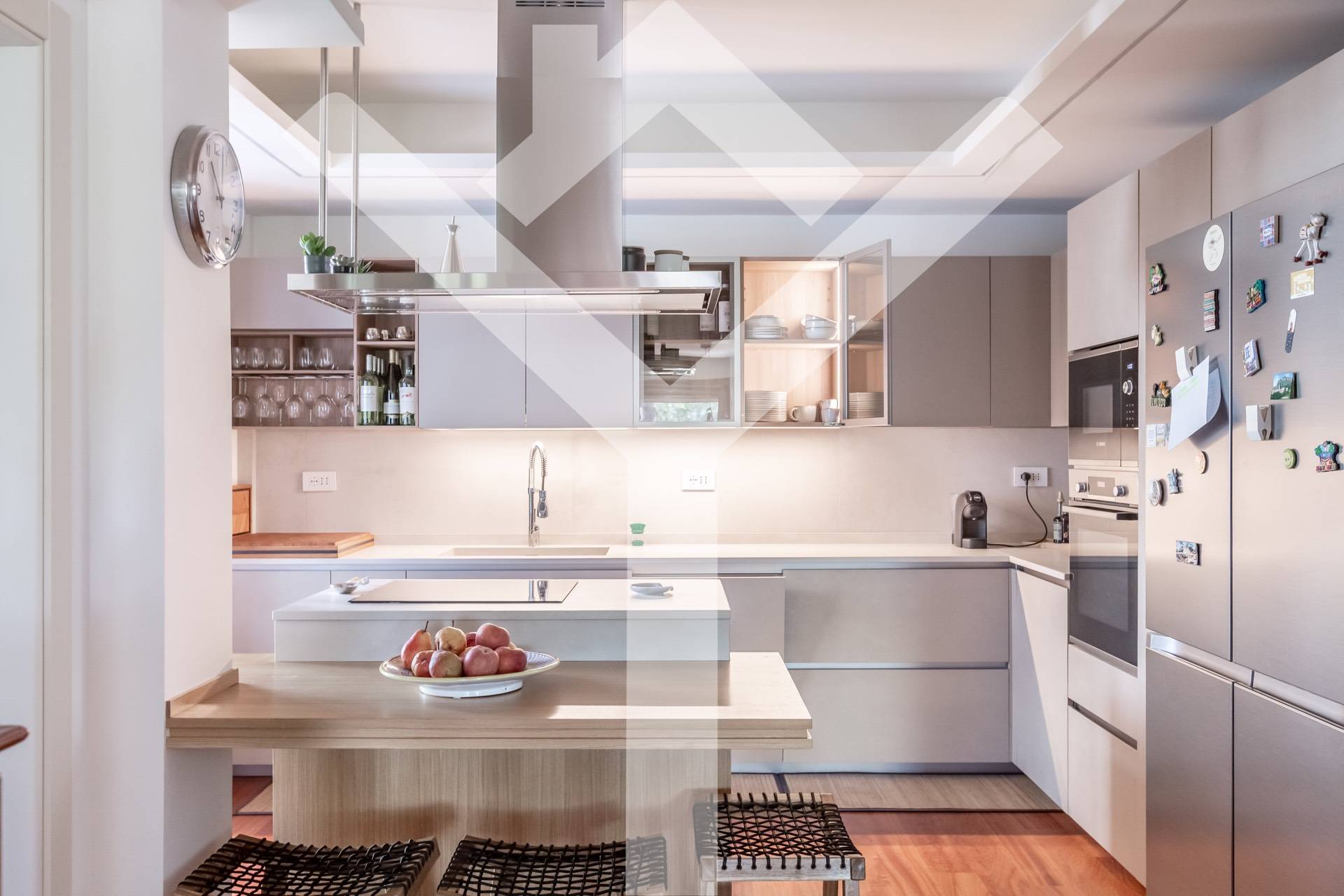 Penthouse for Sale to Roma