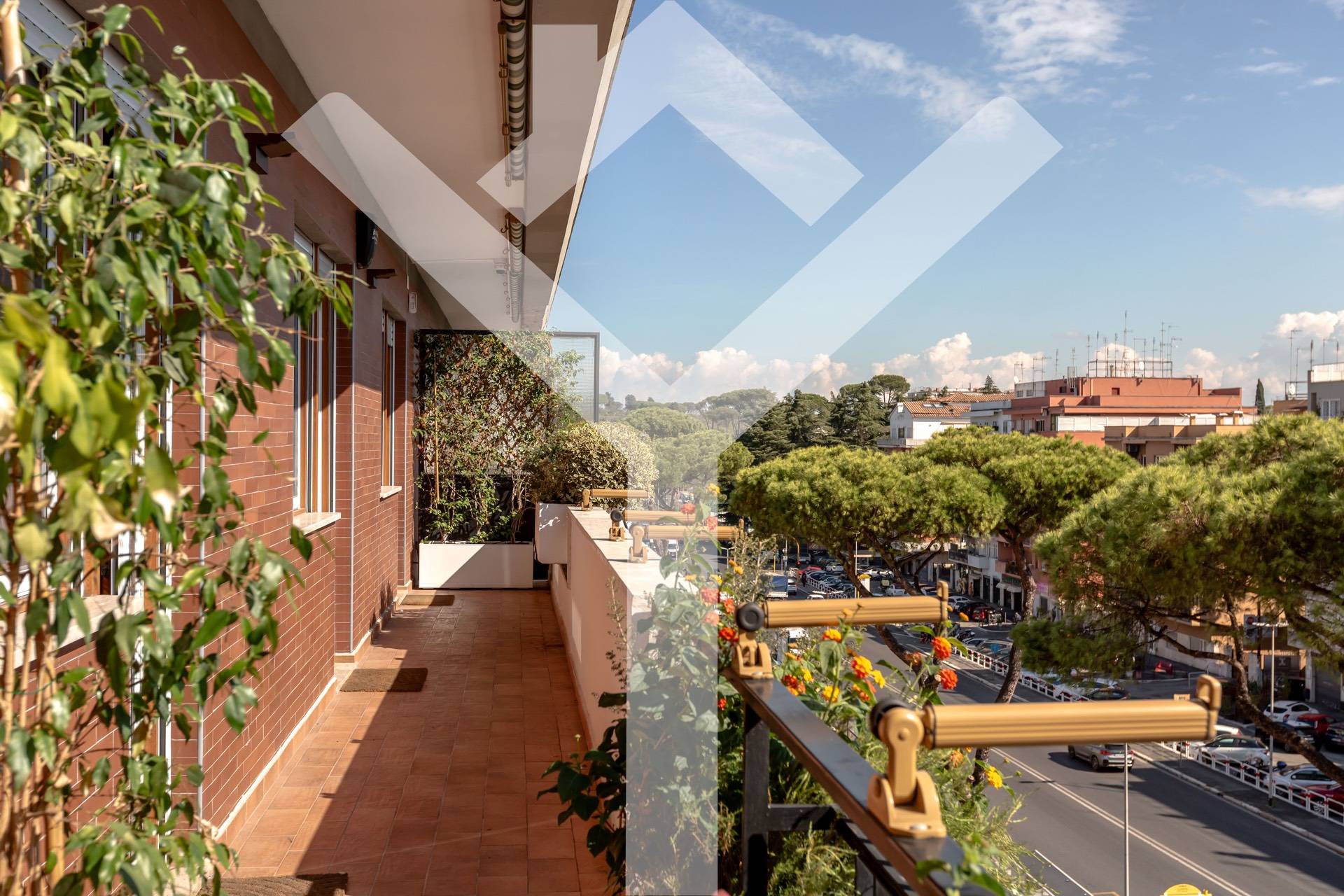 Penthouse for Sale to Roma