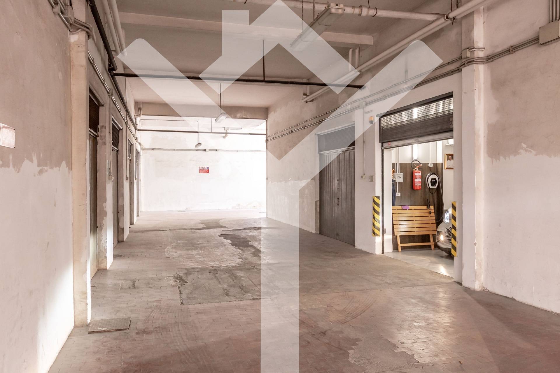 Penthouse for Sale to Roma