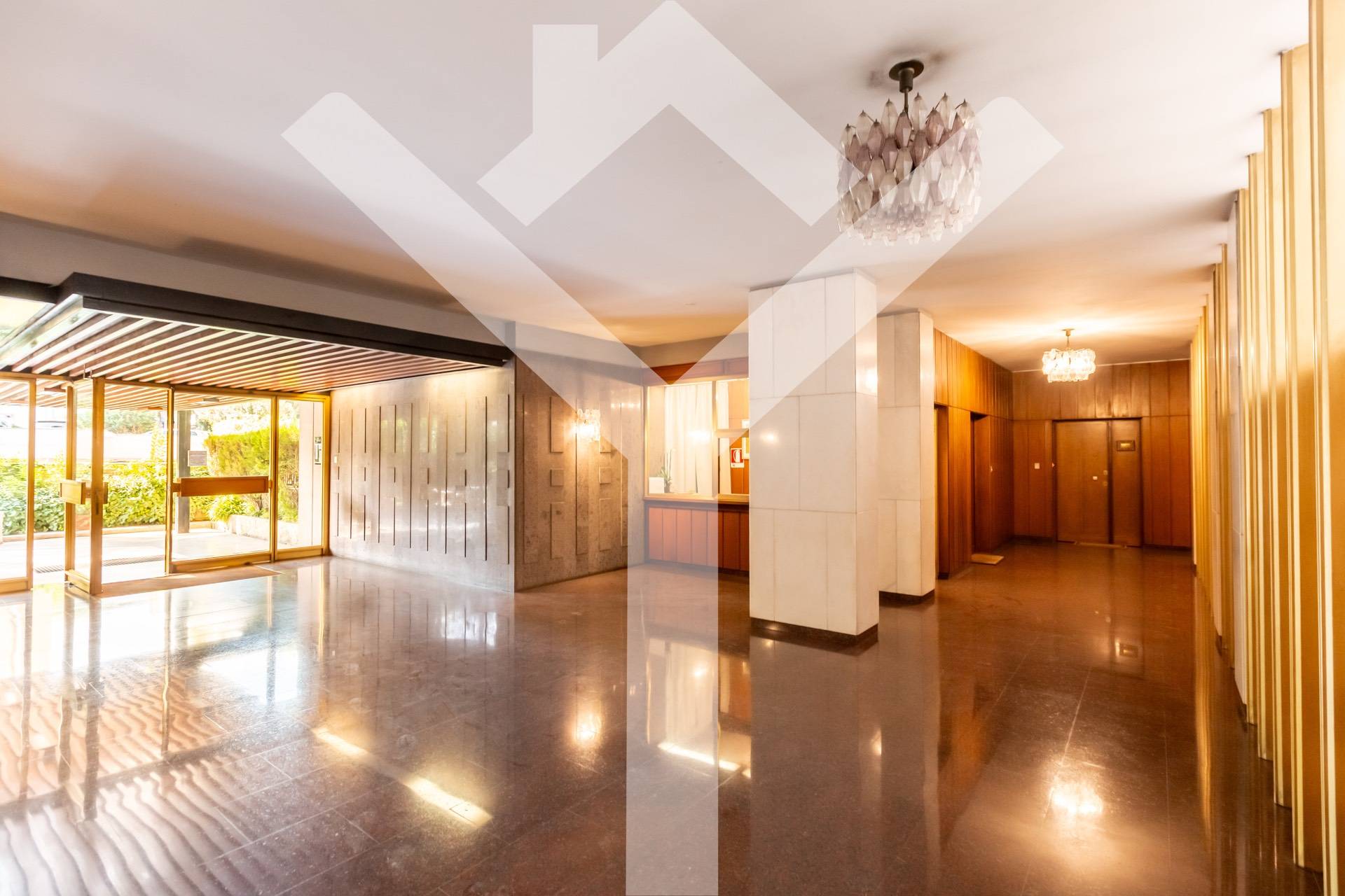 Penthouse for Sale to Roma