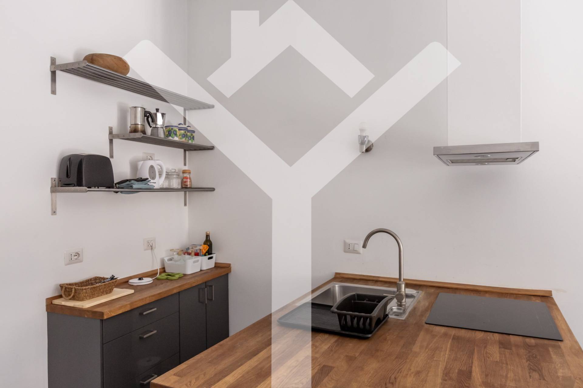 Penthouse for Sale to Roma