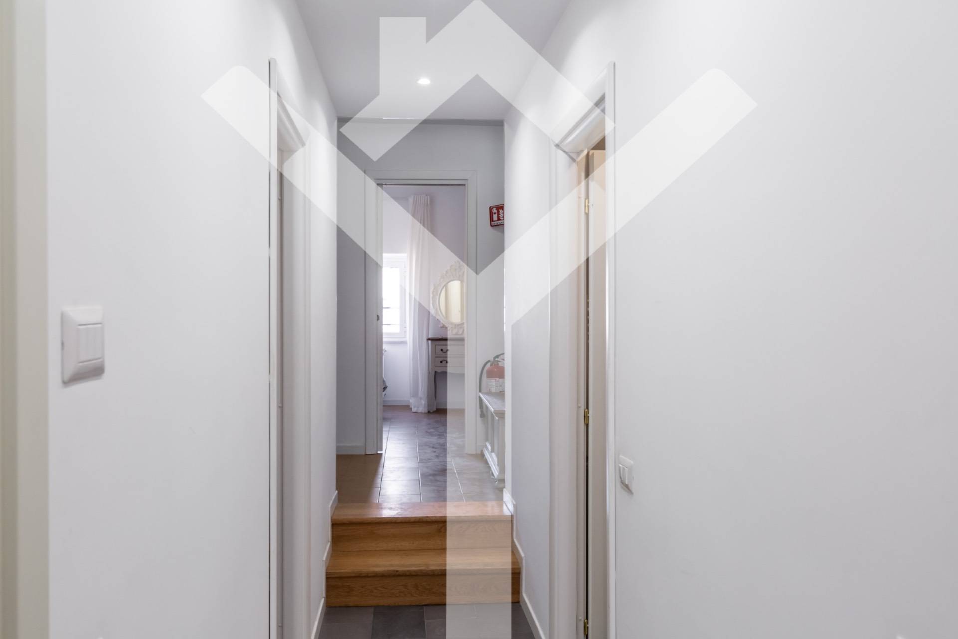 Penthouse for Sale to Roma