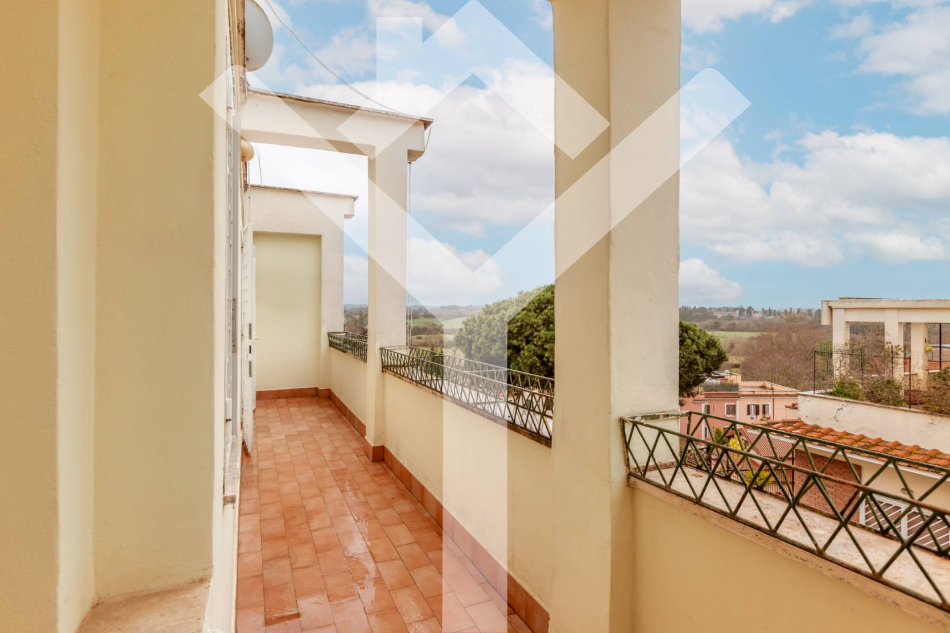 Apartment for Rent to Roma