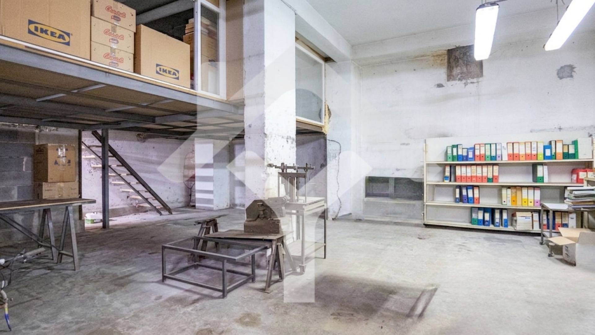 Commercial Property for Sale to Roma