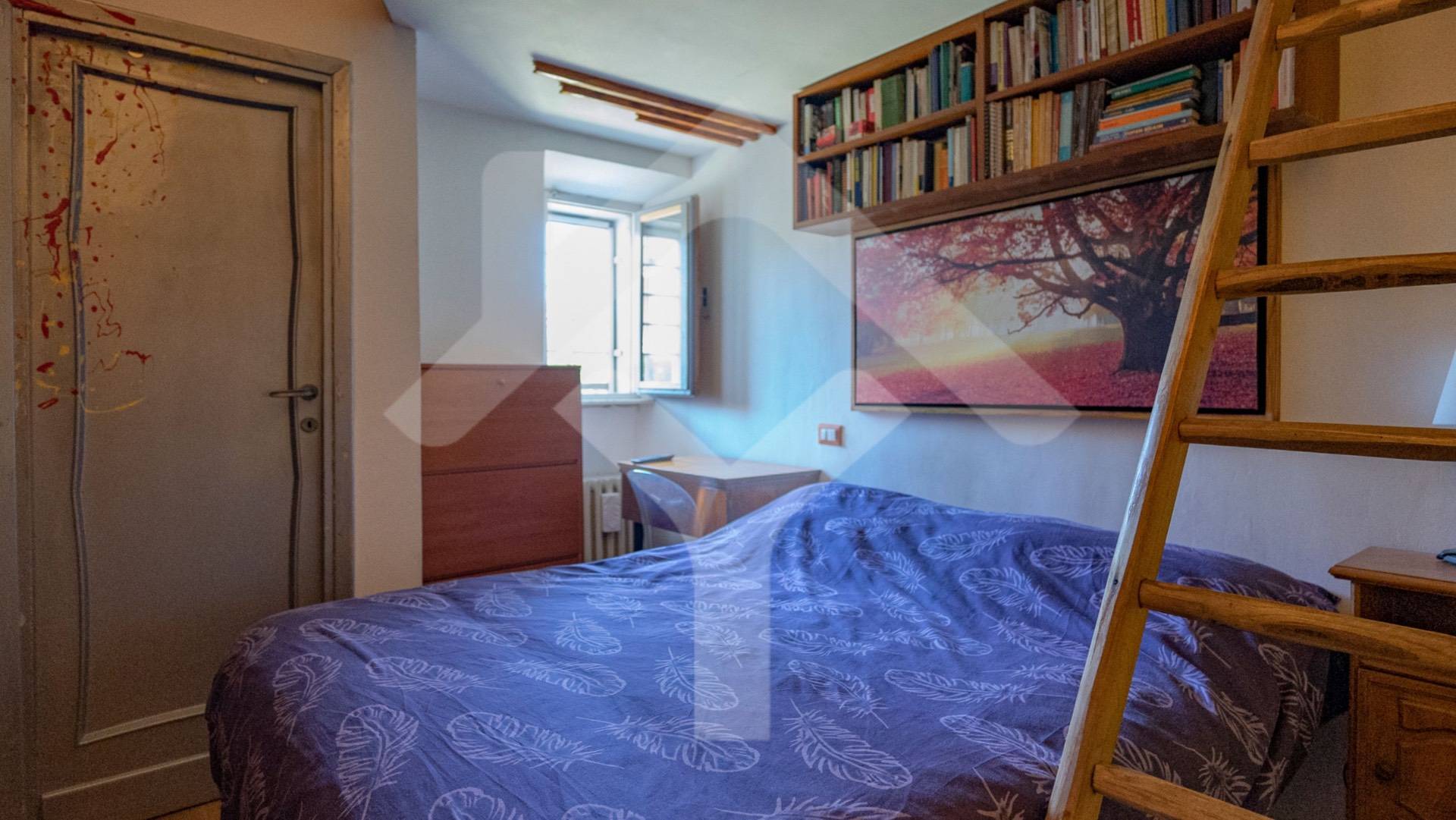 Apartment for Sale to Roma