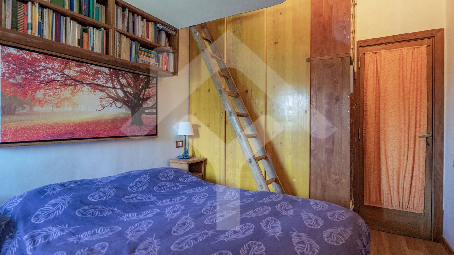 Apartment for Sale to Roma